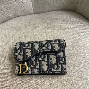 Dior saddle 5 gusset card holder